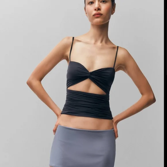 NWT Danielle Guizio Beia Twist Top Black Size Large - Picture 8 of 16